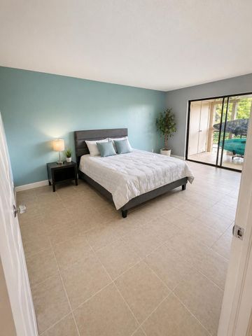 5917 Vía Vermilya 406, Atlantis, FL 33462