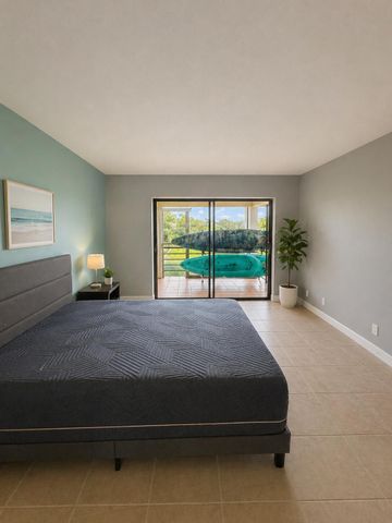 5917 Vía Vermilya 406, Atlantis, FL 33462