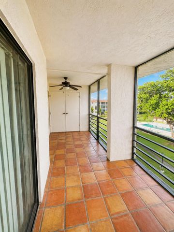 5917 Vía Vermilya 406, Atlantis, FL 33462