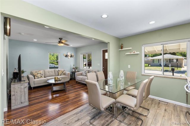 32417 Linderman Avenue, Warren, MI 48093