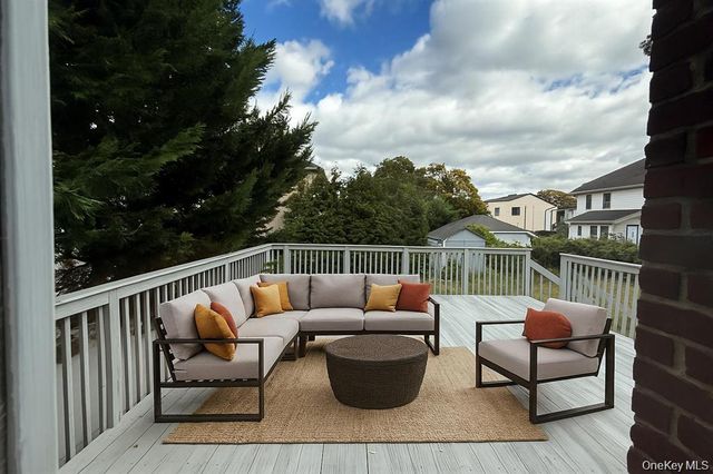324 Buckingham Road, Cedarhurst, NY 11516