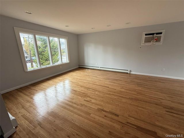 324 Buckingham Road, Cedarhurst, NY 11516