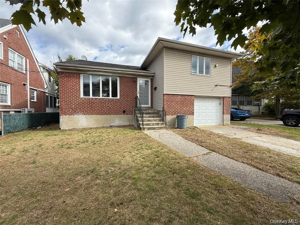 324 Buckingham Road, Cedarhurst, NY 11516