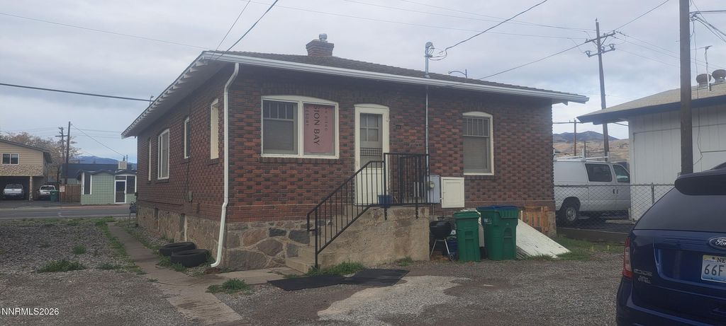 Image 2 of property listing at 144 Keystone Avenue, Reno, NV 89503