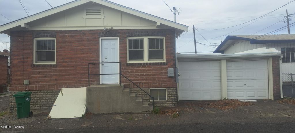 Image 4 of property listing at 144 Keystone Avenue, Reno, NV 89503