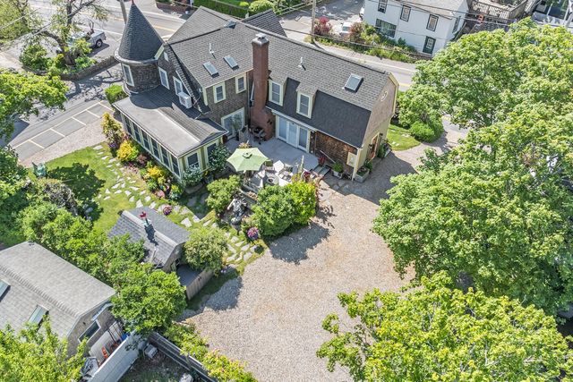 15 Center Street, Provincetown, MA 02657