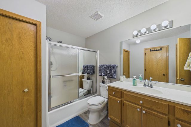 5965 Wedgewood Lane N 55, Plymouth, MN 55446