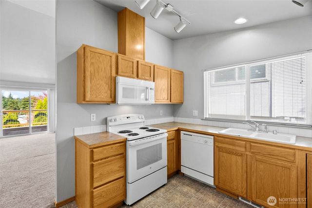 8518 8th Court SE, Olympia, WA 98513