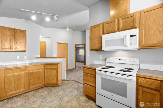 8518 8th Court SE, Olympia, WA 98513