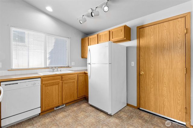 8518 8th Court SE, Olympia, WA 98513