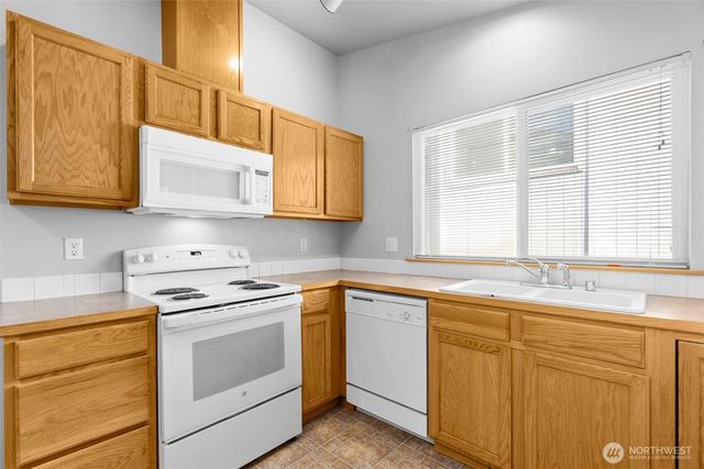 8518 8th Court SE, Olympia, WA 98513