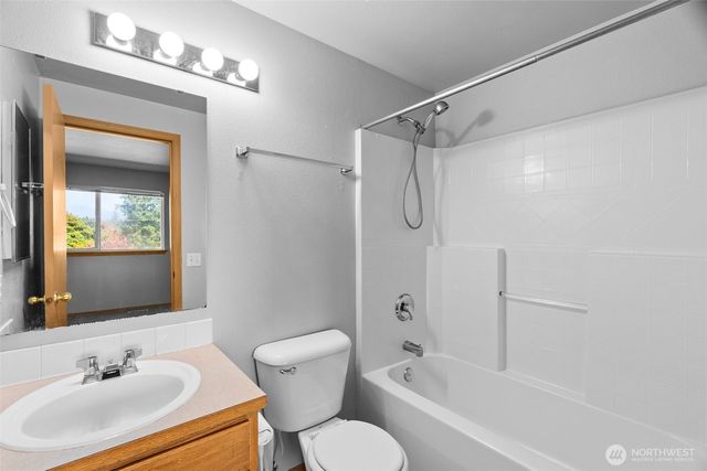 8518 8th Court SE, Olympia, WA 98513