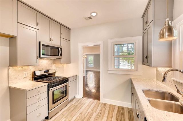 906 E 38 1/2 ST, Austin, TX 78751