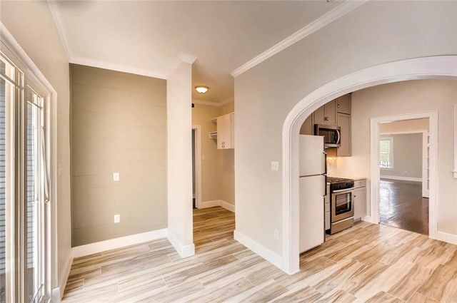 906 E 38 1/2 ST, Austin, TX 78751