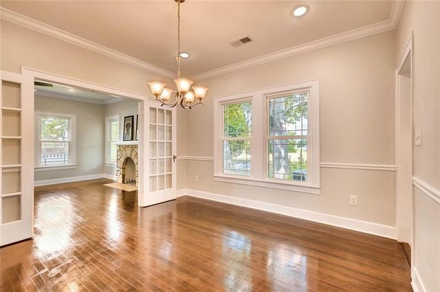 906 E 38 1/2 ST, Austin, TX 78751