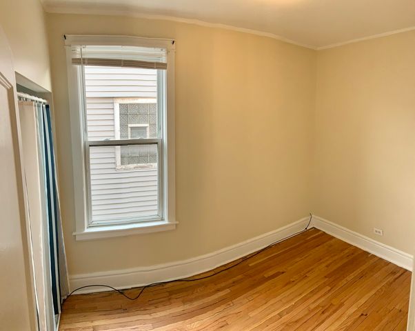 4847 W Hutchinson Street 2, Chicago, IL 60641