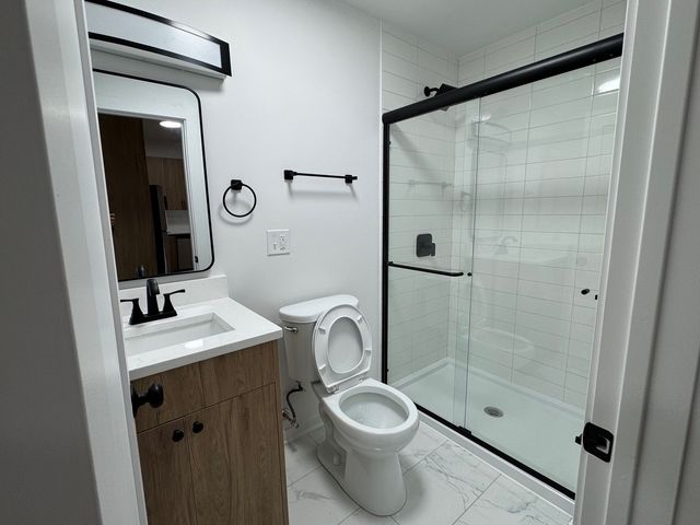 2156 W Arthur Avenue 1, Chicago, IL 60645