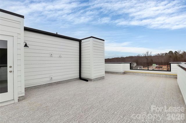 7009 Westrow Avenue, Charlotte, NC 28278