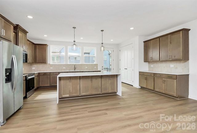 7009 Westrow Avenue, Charlotte, NC 28278