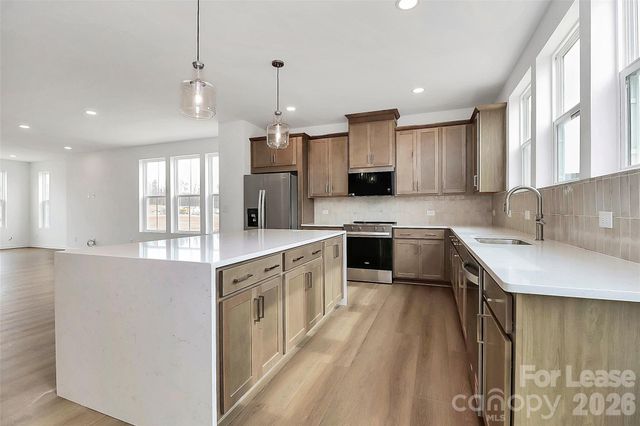 7009 Westrow Avenue, Charlotte, NC 28278