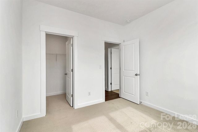 7009 Westrow Avenue, Charlotte, NC 28278