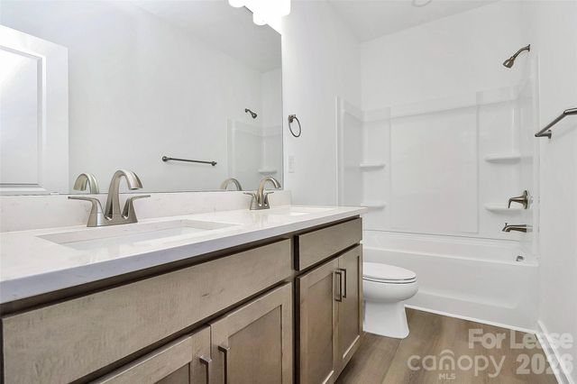 7009 Westrow Avenue, Charlotte, NC 28278