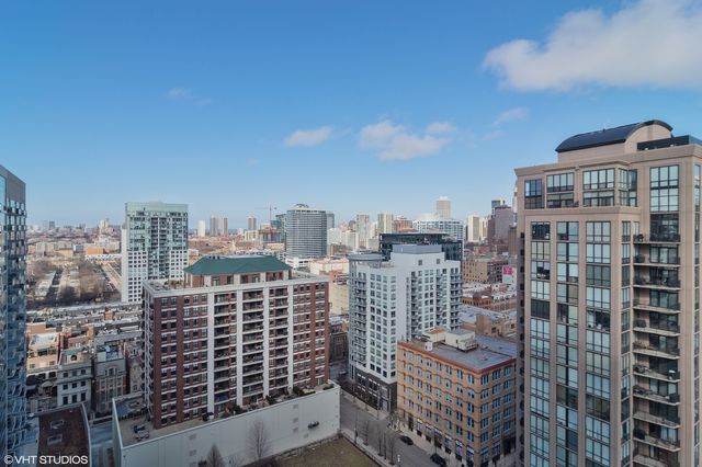 645 N KINGSBURY Street 2205, Chicago, IL 60610