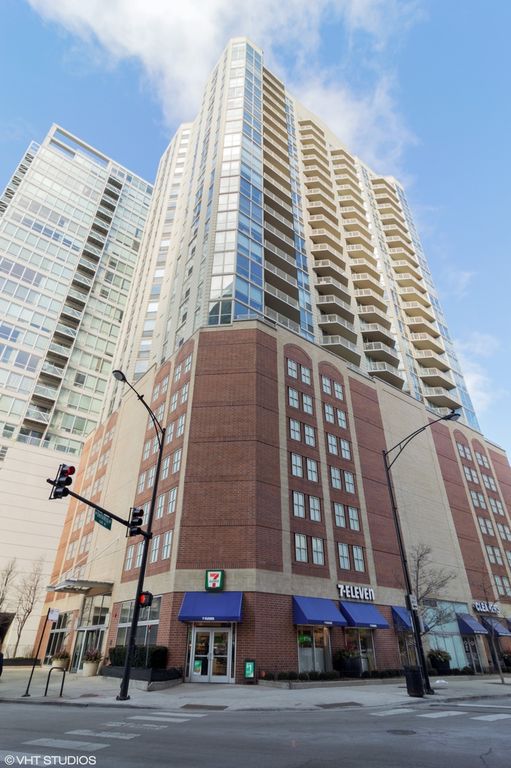 645 N KINGSBURY Street 2205, Chicago, IL 60610