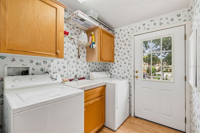 37647 NEWAL AVENUE, Zephyrhills, FL 33542