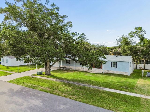 37647 NEWAL AVENUE, Zephyrhills, FL 33542
