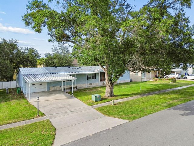37647 NEWAL AVENUE, Zephyrhills, FL 33542