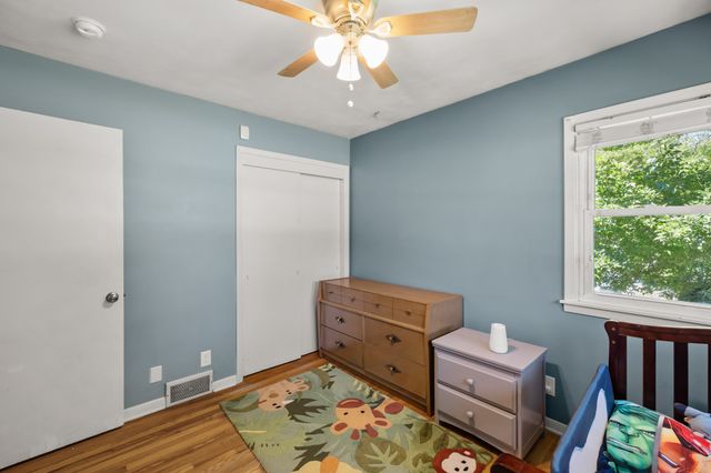 7260 Sunrise Boulevard, Windsor Heights, IA 50324