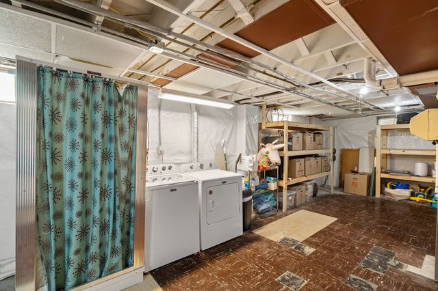 7260 Sunrise Boulevard, Windsor Heights, IA 50324