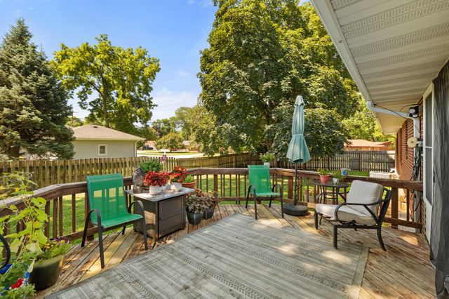 7260 Sunrise Boulevard, Windsor Heights, IA 50324