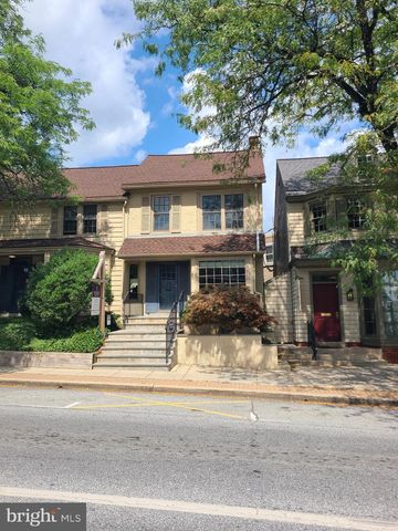 211 E STATE ST, Kennett Square, PA 19348