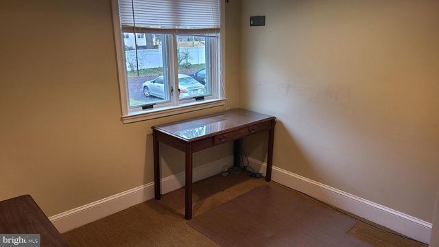 211 E STATE ST, Kennett Square, PA 19348