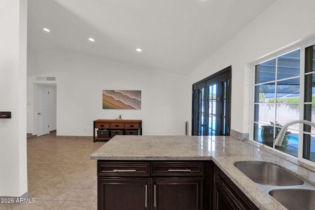 2702 E CORRINE Drive, Phoenix, AZ 85032
