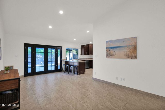 2702 E CORRINE Drive, Phoenix, AZ 85032