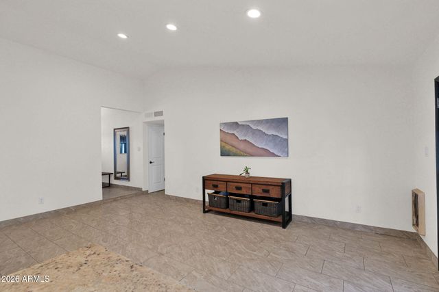 2702 E CORRINE Drive, Phoenix, AZ 85032