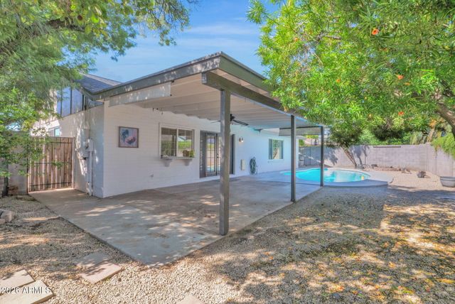 2702 E CORRINE Drive, Phoenix, AZ 85032