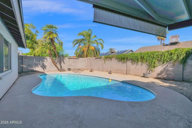 2702 E CORRINE Drive, Phoenix, AZ 85032