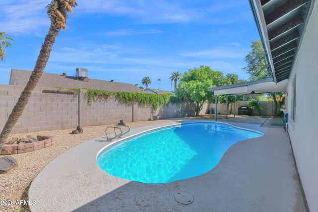 2702 E CORRINE Drive, Phoenix, AZ 85032