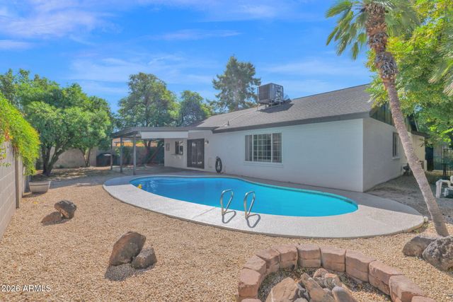 2702 E CORRINE Drive, Phoenix, AZ 85032