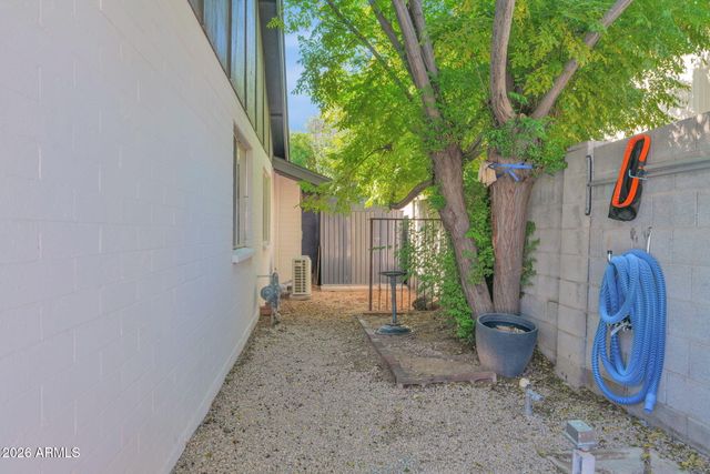 2702 E CORRINE Drive, Phoenix, AZ 85032