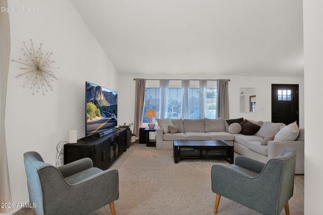 2702 E CORRINE Drive, Phoenix, AZ 85032