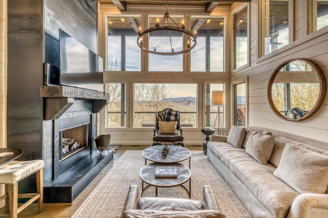 49 Chestnut Overlook, Blue Ridge, GA 30513