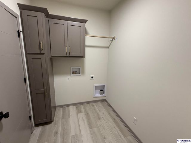 10416 S 191 Street, Omaha, NE 68022