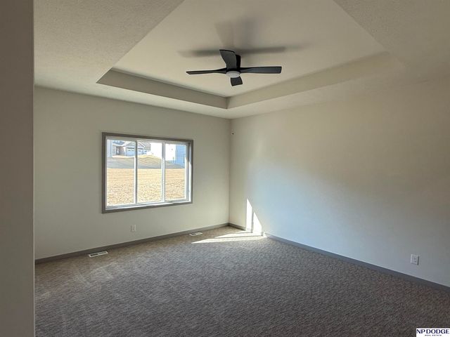 10416 S 191 Street, Omaha, NE 68022