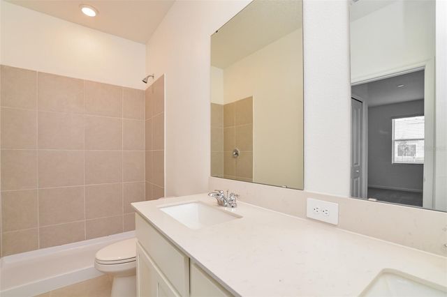 7617 GEMSTONE STREET, Groveland, FL 34736