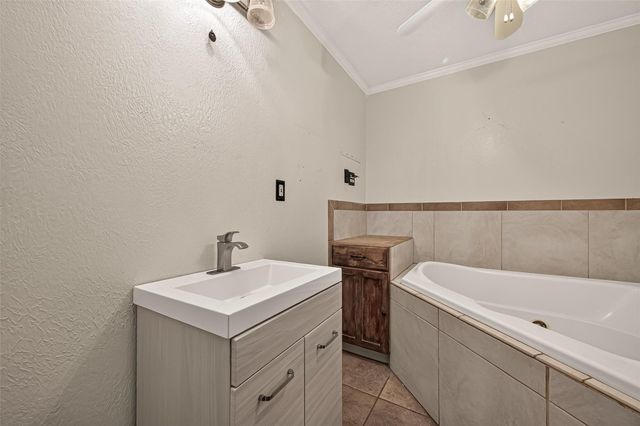 2210 Lazybrook Drive, Houston, TX 77008